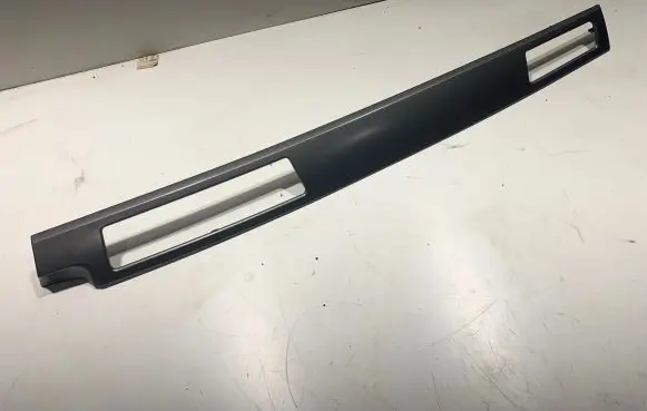 BMW 5 E60 E61 Dashboard glove box trim 7129233 52850610