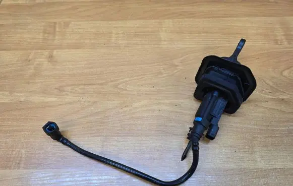 Volvo S60 Clutch master cylinder BG917A542BA