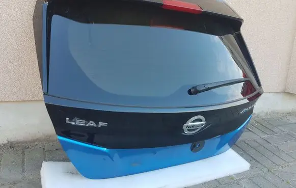 Nissan Leaf II (ZE1) Tailgate/trunk/boot lid