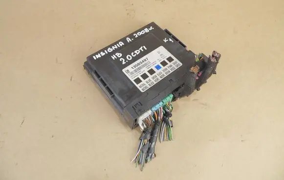 Opel Insignia A Comfort/convenience module 13503497 F00HJ00496