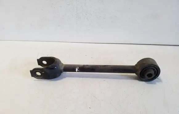 Rear control arm