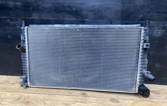 Volvo V50 Coolant radiator 3M5H8005TL 01MAR200605
