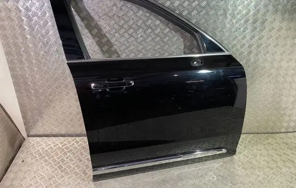 Volvo XC90 Front door