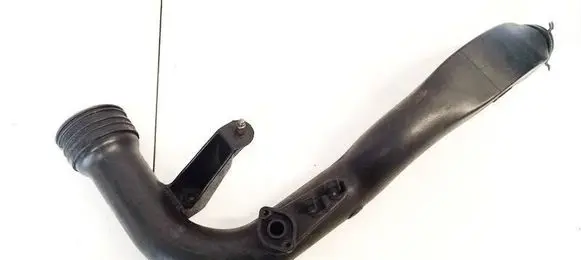 Volkswagen PASSAT B5.5 Intercooler hose/pipe 3B0145762B
