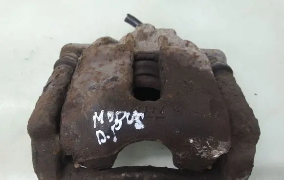 Renault Modus Front brake caliper 