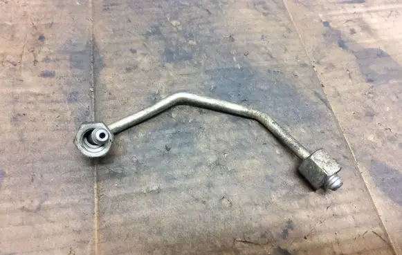 Citroen Berlingo Fuel line pipe