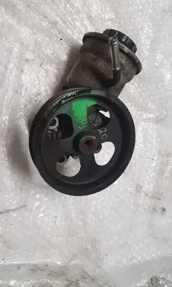 Toyota Avensis T250 Power steering pump