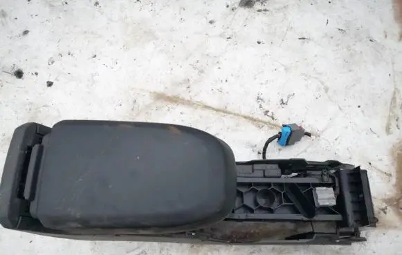 Ford Kuga I Armrest vp7m5x044c16aaw 7m51r045m62adw