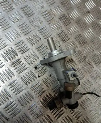 Mercedes-Benz SLK R170 Master brake cylinder