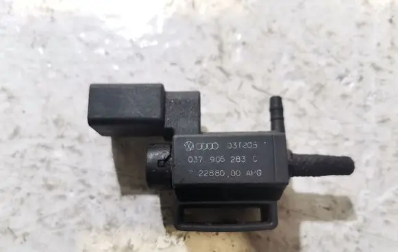 Audi A4 S4 B8 8K Vacuum valve 037906283C