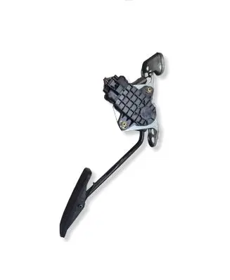 Subaru Legacy Accelerator throttle pedal 1988000180