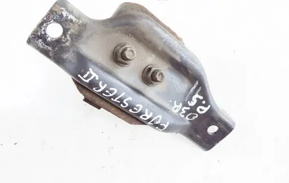 Subaru Forester SG Engine mount bracket