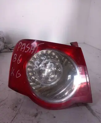 Volkswagen PASSAT B6 Rear/tail lights