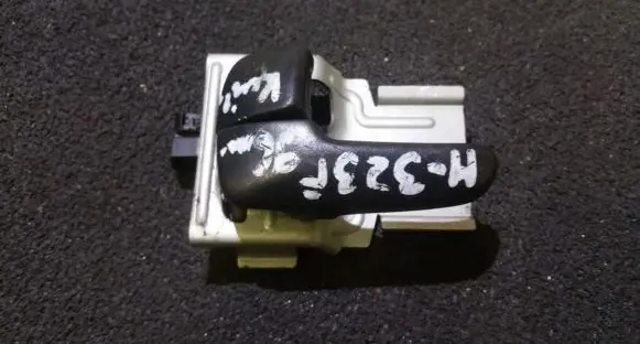 Mazda 626 Rear door interior handle mdh20i