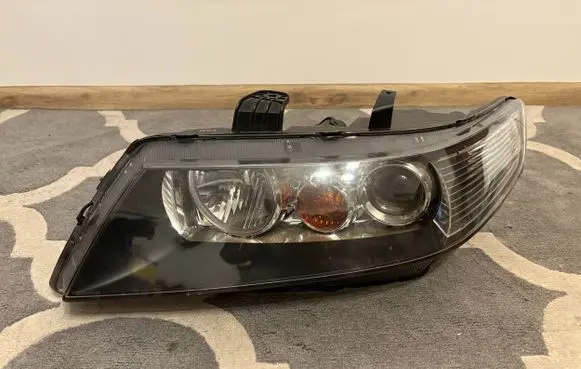Honda Accord Headlight/headlamp 12V55WH124 021083 P2926