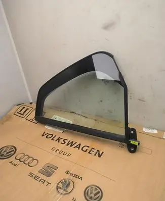 Volkswagen Golf VII Rear door window/glass frame 5G6845213B