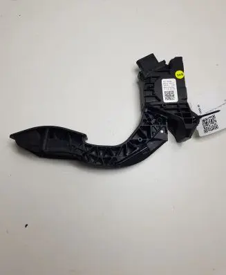 Audi e-tron Accelerator throttle pedal 4KL723523