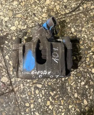 Ford Focus C-MAX Rear brake caliper