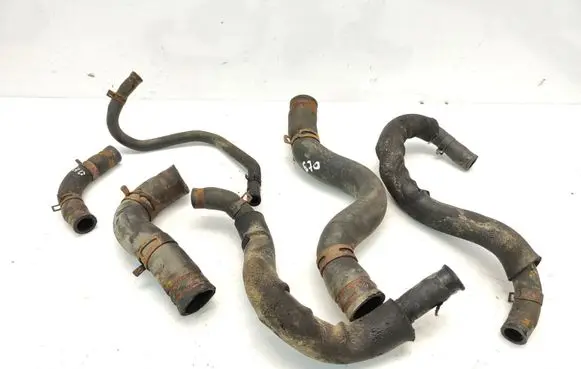 Hyundai Santa Fe Engine coolant pipe/hose