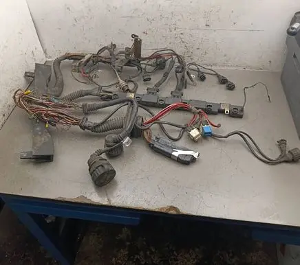 BMW 5 E34 Engine installation wiring loom 17327178 1928401595