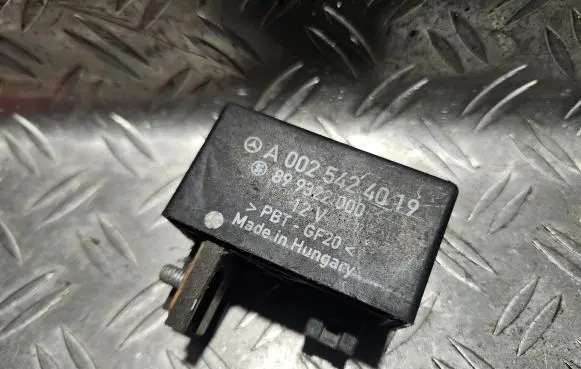 Mercedes-Benz Sprinter W901 W902 W903 W904 Other relay A0025424019 899322000