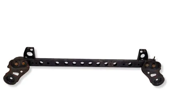 Opel Insignia B Bottom radiator support slam panel 84047175