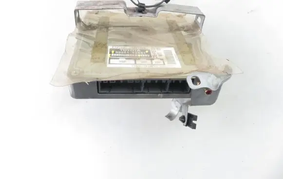 Toyota RAV 4 (XA10) Engine control unit/module 2110001621 8966142051
