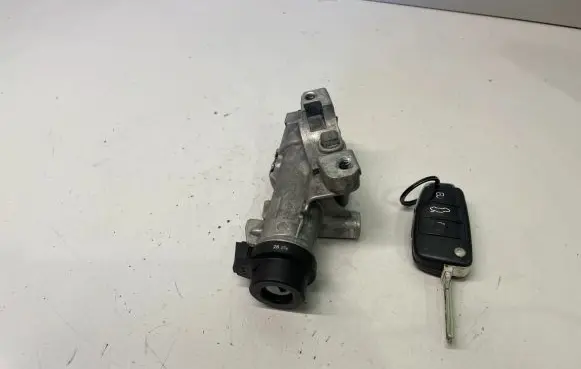 Audi A4 S4 B7 8E 8H Ignition lock 4B0905851P