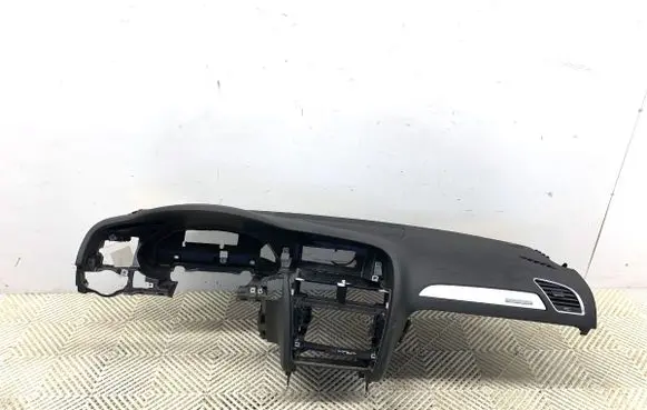 Audi A4 S4 B8 8K Dashboard 8K1857041E