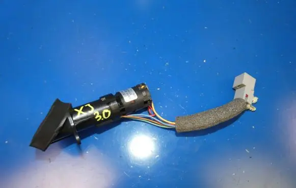 Jaguar XJ X351 Interior temperature sensor AW93-8B506-AA 30100238 32671026