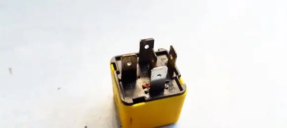 Fiat Bravo - Brava Other relay 82461739 A727
