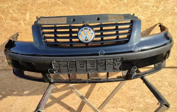 Volkswagen Sharan Front bumper