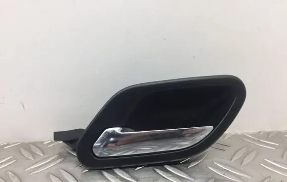 BMW 5 E39 Front door interior handle 8125513
