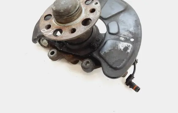Mercedes-Benz E W212 Front wheel hub A2124201144 21223