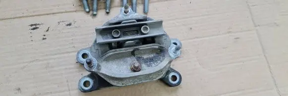 Audi Q5 SQ5 Gearbox mount 8K0399151