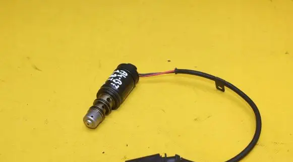 Audi A4 S4 B6 8E 8H Air conditioning (A/C) expansion valve 