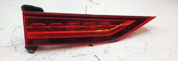 Volvo V60 Tailgate rear/tail lights 32228904