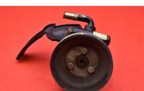Alfa Romeo GTV Power steering pump 55183805
