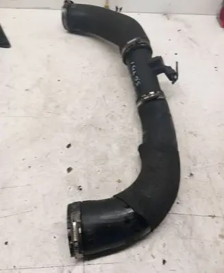 Audi A8 S8 D4 4H Intercooler hose/pipe 4H0145673P