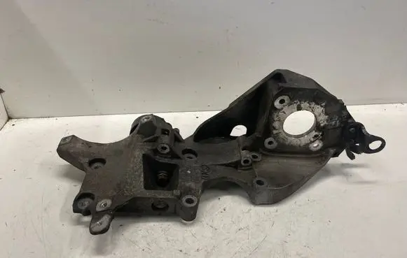 Skoda Superb B6 (3T) Fuel pump bracket 03L903143D