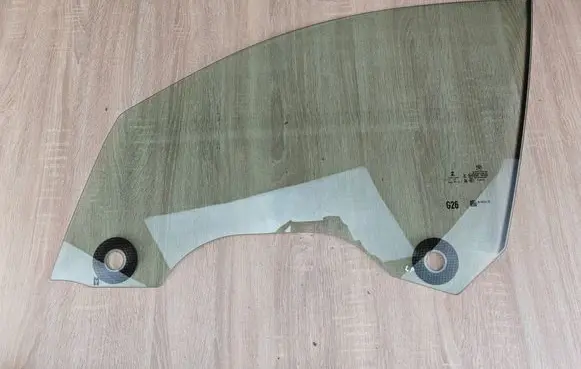 BMW 4 G22 G23 G24 G26 Front door window glass four-door 7955247