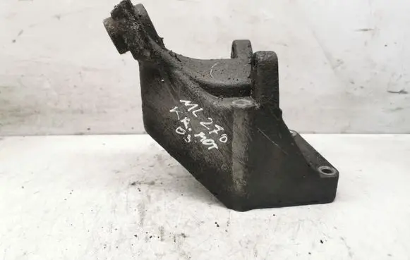 Mercedes-Benz ML W163 Engine mounting bracket A6122230204