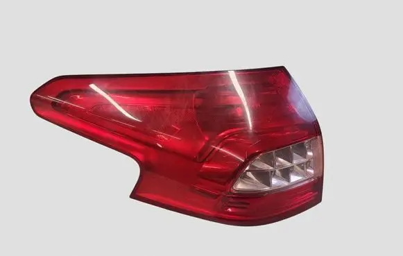 Citroen C5 Rear/tail lights VP8X8X13405AX 9681074180