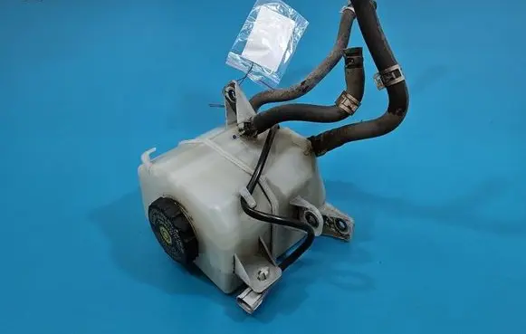 Lexus NX Brake fluid reservoir IMPRK1577718