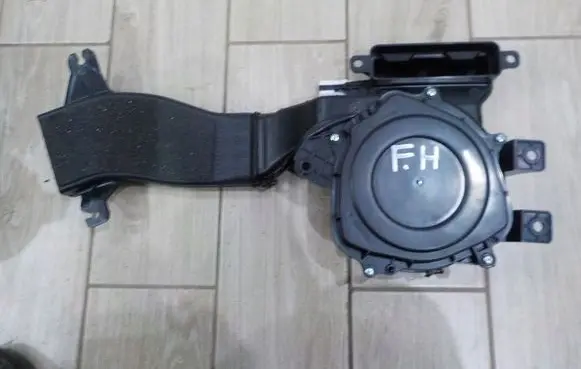 Subaru Forester SK Other devices 45810FL000