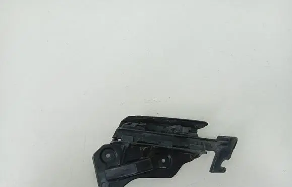 Volkswagen Golf Plus Front bumper mounting bracket 5M0807183