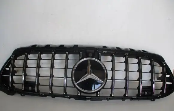 BMW 2 Active Tourer U06 Front bumper upper radiator grill