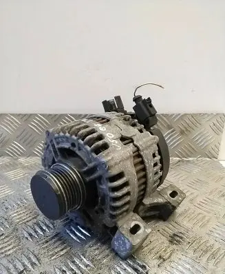 Volvo V50 Generator/alternator 30773111 0121615014