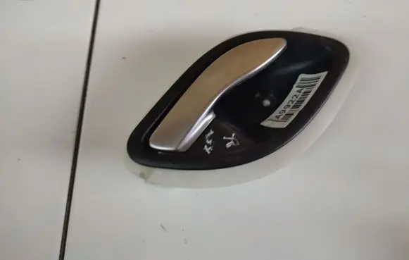 Renault Vel Satis Front door interior handle 98007101