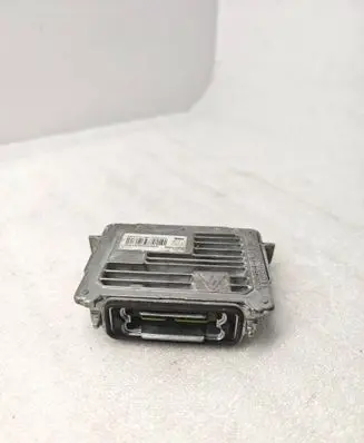 Volvo XC60 Xenon control unit/module 89089352 90003100